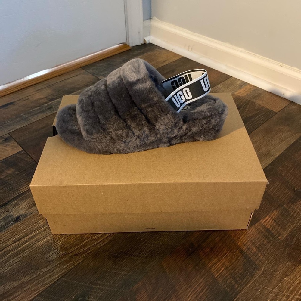 Ugg slides
